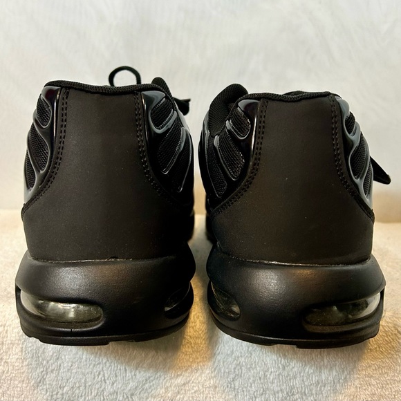 New  DYKHMILY Air Cushion Steel Toe Shoes for Men / size 13 - Picture 5 of 9